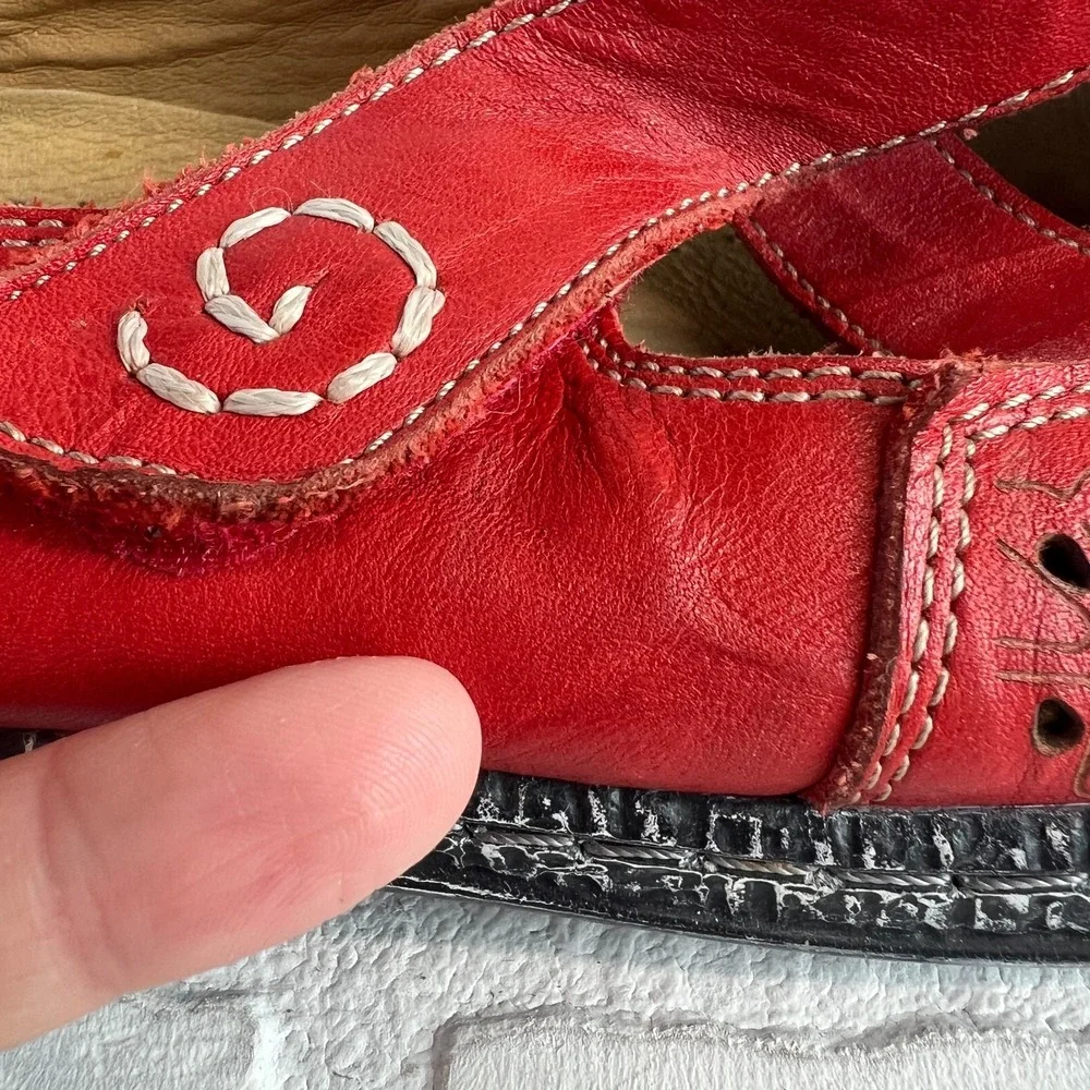 SPRING‎ STEP Womens 40 9 Red Leather Strappy Flats Artsy Boho Cut-Out Comfort